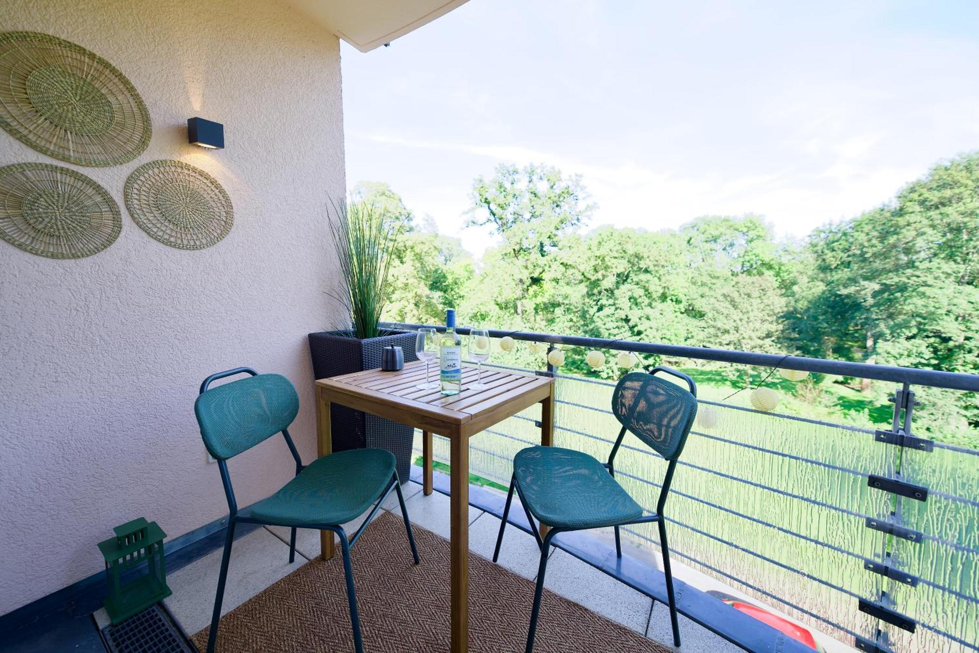 Apartmán Edler Wohnraum Schwanenteich-Oase Mit Balkon, Kaffeevollautomat, Lift & Parkplatz Zwickau Exteriér fotografie